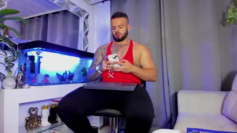 JOHNNY online show from 01-04-25, 12:37