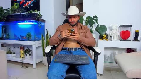 JOHNNY online show from 11-10-25, 12:20