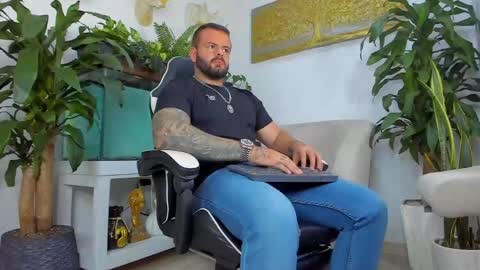 JOHNNY online show from 04-22-26, 11:06