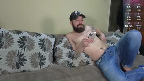 Snapshot of johnnylove21 chatting on 12-20-24, 06:56 Johnny online show from 12-20-24, 06:56