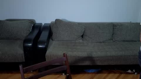 Snapshot of johnnylove21 chatting on 10-25-25, 05:08 Johnny online show from 10-25-25, 05:08