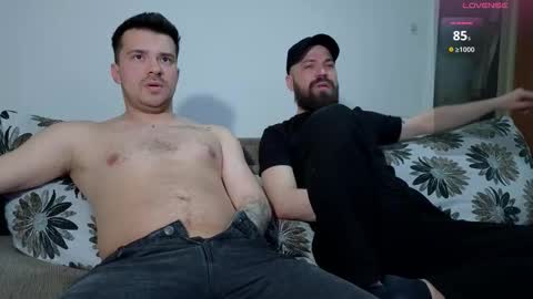 Snapshot of johnnylove21 chatting on 03-08-26, 05:06 Johnny online show from 03-08-26, 05:06