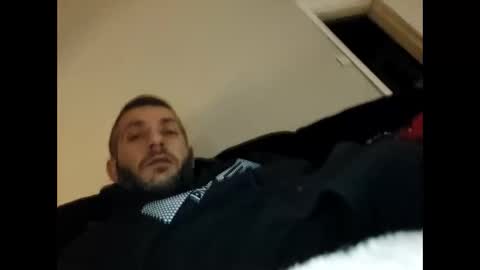 Snapshot of johnnypoly chatting on 12-28-24, 03:47 bigboy online show from 12-28-24, 03:47