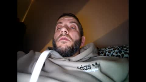 Snapshot of johnnypoly chatting on 02-07-25, 07:38 bigboy online show from 02-07-25, 07:38