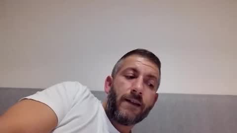 Snapshot of johnnypoly chatting on 10-11-25, 07:12 bigboy online show from 10-11-25, 07:12