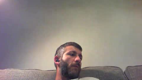 Snapshot of johnnypoly chatting on 11-06-25, 02:12 bigboy online show from 11-06-25, 02:12