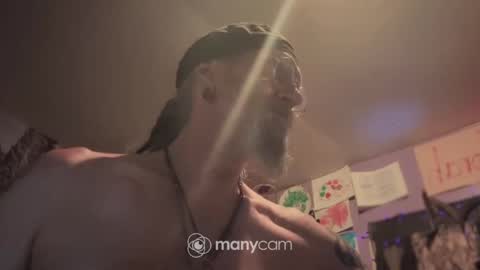 Snapshot of johnnyshung1 chatting on 12-13-24, 10:51 johnnyshung1 online show from 12-13-24, 10:51