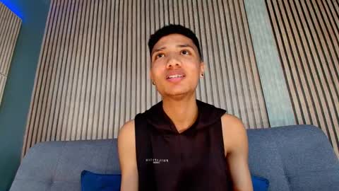 Snapshot of johnnystoorm chatting on 10-27-25, 07:51 johnnystoorm online show from 10-27-25, 07:51