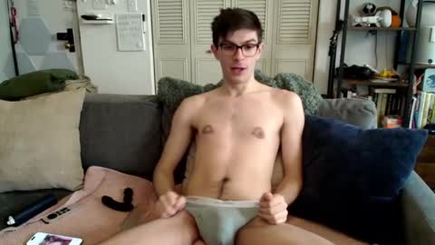 Snapshot of johnresmain chatting on 02-18-25, 02:49 johnresmain online show from 02-18-25, 02:49