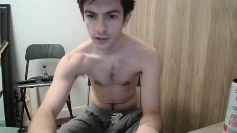 Snapshot of johnresmain chatting on 03-06-26, 03:30 johnresmain online show from 03-06-26, 03:30