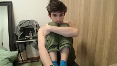 Snapshot of johnresmain chatting on 03-09-26, 11:42 johnresmain online show from 03-09-26, 11:42