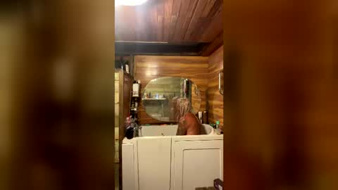 johnturtle247420 online show from 07-28-26, 11:28