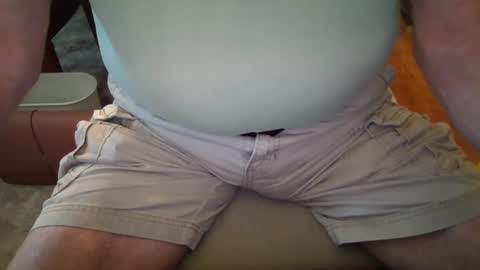 Snapshot of johnxxx549 chatting on 09-18-25, 01:57 johnxxx549 online show from 09-18-25, 01:57