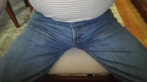 Snapshot of johnxxx549 chatting on 10-14-25, 11:44 johnxxx549 online show from 10-14-25, 11:44