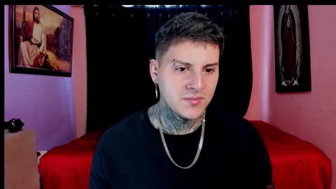 Johny online show from 11-17-25, 05:52