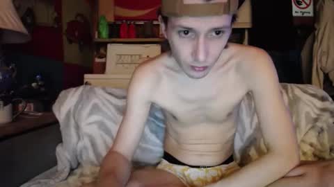 Snapshot of johstondude chatting on 04-10-26, 05:12 Johston online show from 04-10-26, 05:12