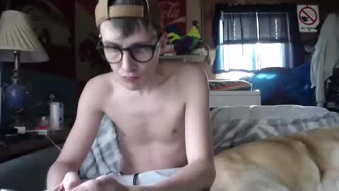 Snapshot of johstondude chatting on 05-11-26, 09:45 Johston online show from 05-11-26, 09:45