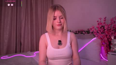 Paula online show from 02-14-26, 08:27