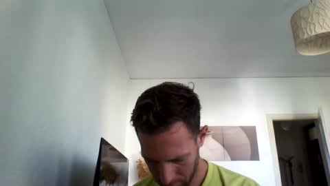 Snapshot of jojo19844 chatting on 09-25-25, 09:24 jojo19844 online show from 09-25-25, 09:24