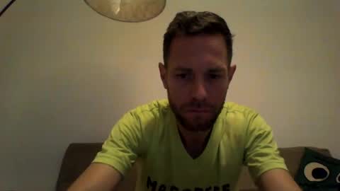 Snapshot of jojo19844 chatting on 10-14-25, 05:08 jojo19844 online show from 10-14-25, 05:08