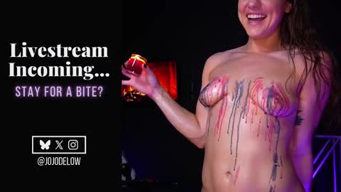 Snapshot of jojodelow chatting on 09-15-25, 11:16 online show from 09-15-25, 11:16