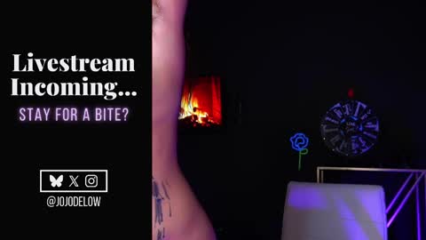 Snapshot of jojodelow chatting on 09-29-25, 12:16 online show from 09-29-25, 12:16