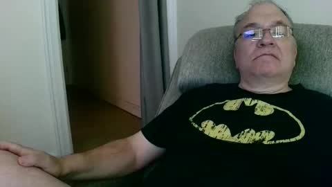 Snapshot of joker5339 chatting on 05-10-26, 01:16 joker5339 online show from 05-10-26, 01:16