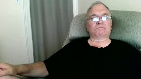 Snapshot of joker5339 chatting on 06-11-26, 09:02 joker5339 online show from 06-11-26, 09:02