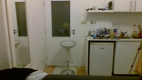 Silvania online show from 12-13-25, 11:43