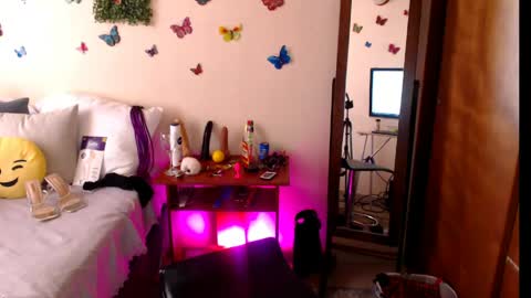Jolie Mature online show from 06-06-26, 07:29