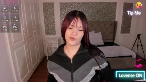 Jolie price  online show from 11-29-25, 02:47