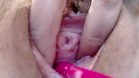 Snapshot of jolieeyes chatting on 01-09-25, 06:17 JolieEyes online show from 01-09-25, 06:17