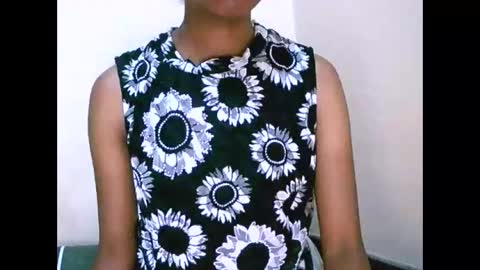 Snapshot of joliekah27 chatting on 11-08-25, 06:51 joliekah27 online show from 11-08-25, 06:51