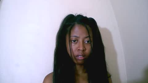 Snapshot of joliekah27 chatting on 11-15-25, 06:15 joliekah27 online show from 11-15-25, 06:15