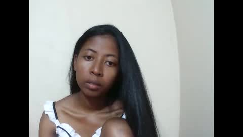 Snapshot of joliekah27 chatting on 12-13-25, 07:53 joliekah27 online show from 12-13-25, 07:53