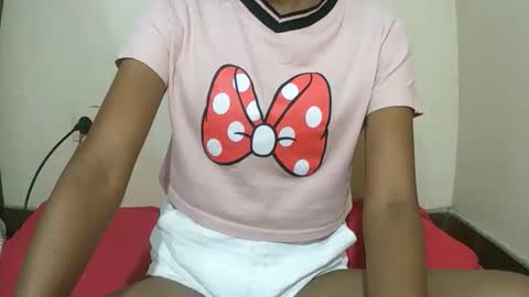 Snapshot of joliekah27 chatting on 12-15-25, 10:36 joliekah27 online show from 12-15-25, 10:36