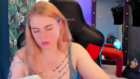 Jolly online show from 01-11-25, 06:24