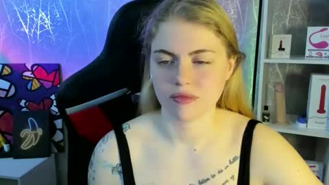 Jolly online show from 04-16-26, 02:45