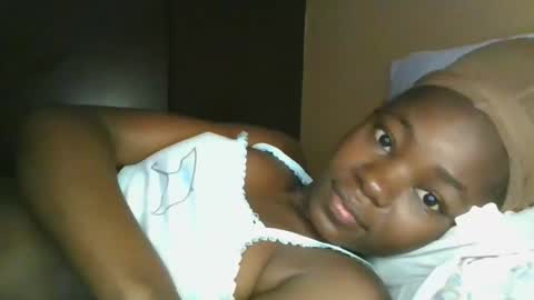 Snapshot of jollynabeb chatting on 11-01-25, 02:08 jollynabeb online show from 11-01-25, 02:08