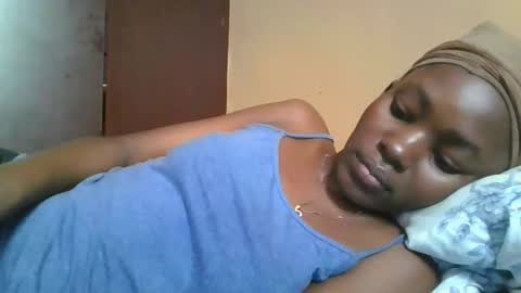 Snapshot of jollynabeb chatting on 11-09-25, 12:25 jollynabeb online show from 11-09-25, 12:25