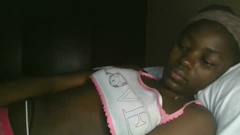 Snapshot of jollynabeb chatting on 11-24-25, 03:06 jollynabeb online show from 11-24-25, 03:06