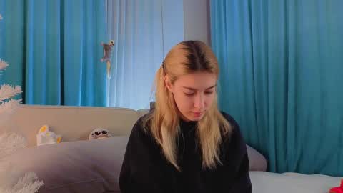 Viola online show from 12-19-25, 11:28