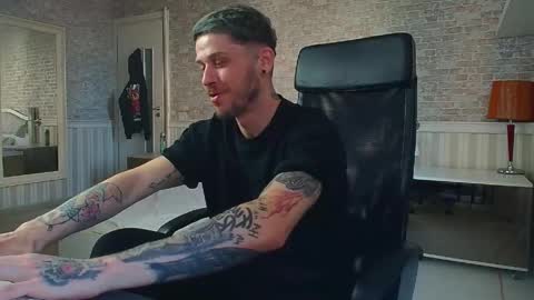 JonahShaw online show from 06-09-26, 04:13