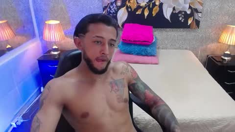 Jonas  online show from 09-08-25, 09:03