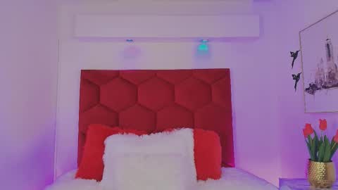 Jonas  online show from 09-29-25, 01:05