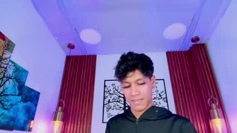 Jonas  online show from 01-18-26, 04:05