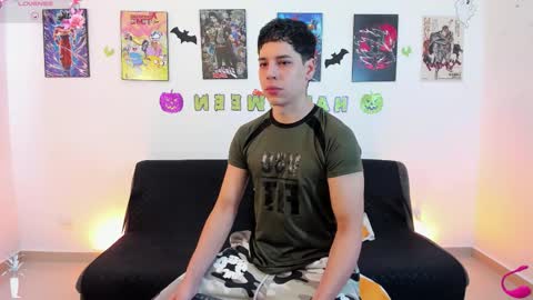 Snapshot of jonathanjoestar_ chatting on 11-06-25, 01:56 Instagram jonathanfit14 online show from 11-06-25, 01:56