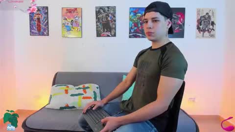 Snapshot of jonathanjoestar_ chatting on 11-23-25, 08:19 Instagram jonathanfit14 online show from 11-23-25, 08:19