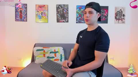 Snapshot of jonathanjoestar_ chatting on 12-01-25, 10:15 Instagram jonathanfit14 online show from 12-01-25, 10:15