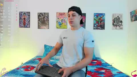 Instagram jonathanfit14 online show from 03-09-26, 08:13